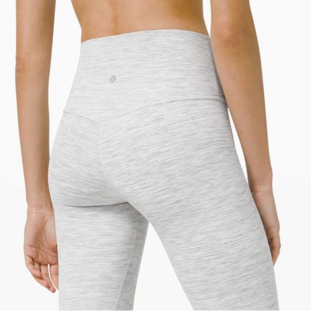 Align Crop 21”. Pristine Condition. We Are From S… - image 5